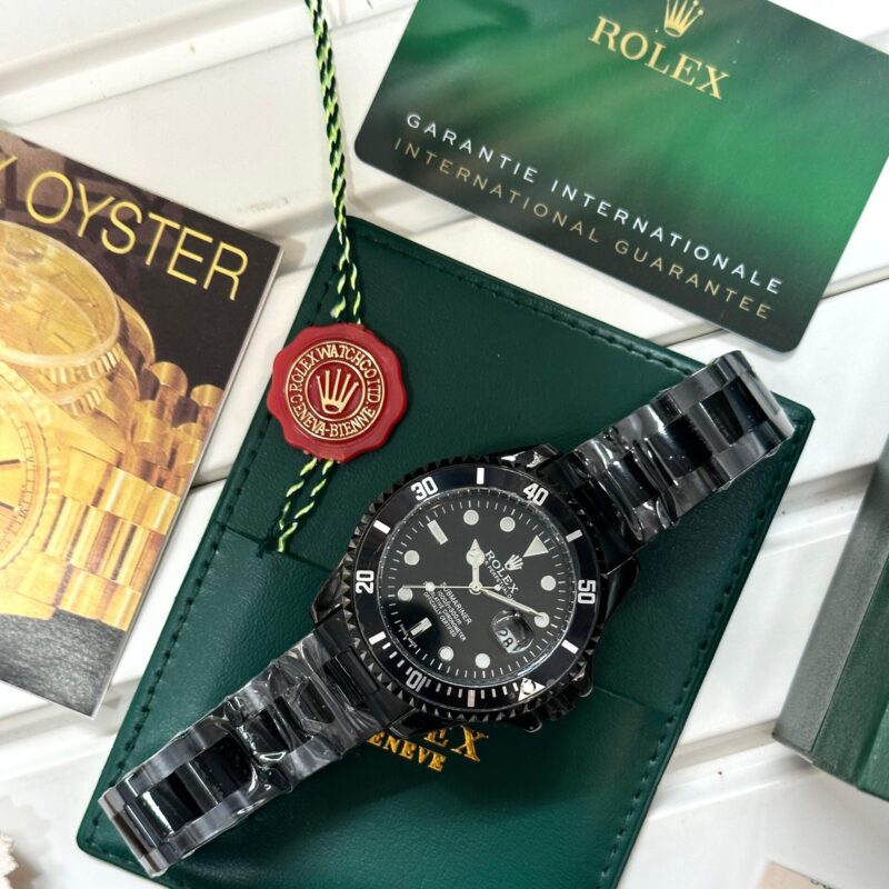 ROLEX Submariner Black Watch