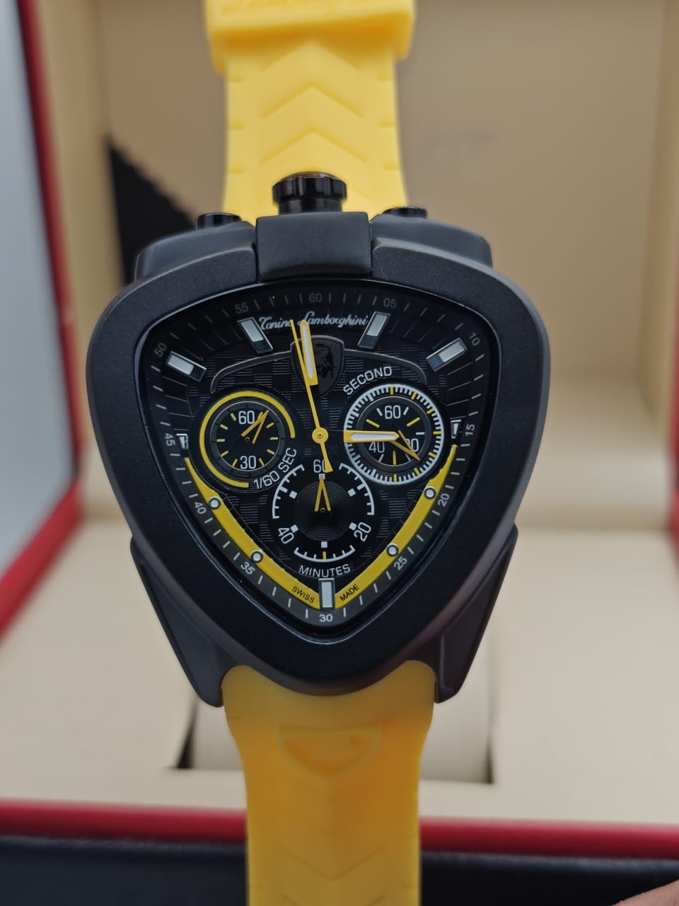 Tonino Lamborghini Sub Dial Men's Sports Watch | Lamborghini Bull Watch.